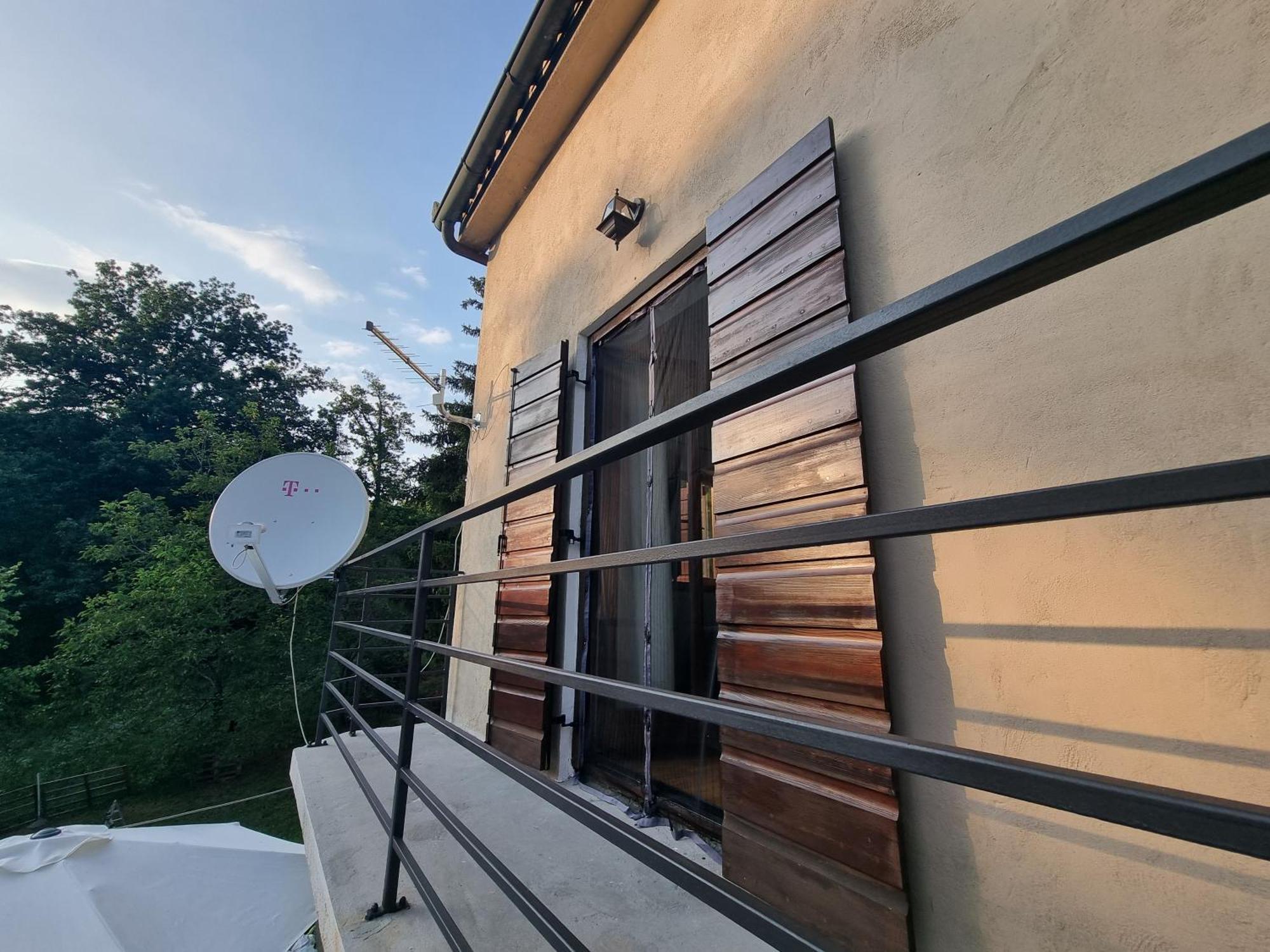 Haus Natura Jurdani エクステリア 写真